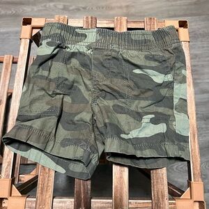 Carter's Size 12 Months Green Camouflage Boy Shorts